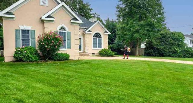 Landscaping & Lawn Care Contractor Directory