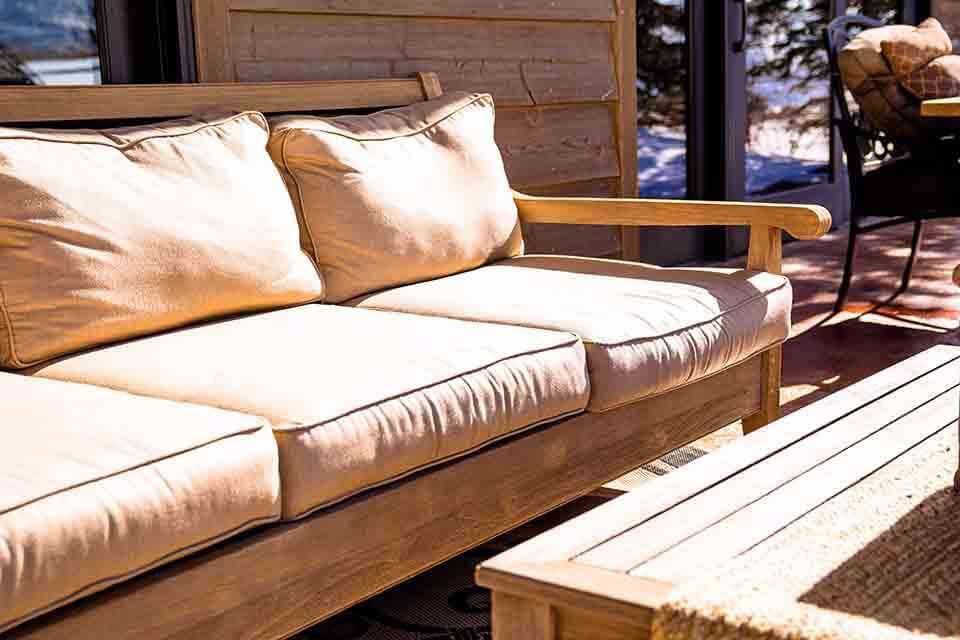 Choosing the right outdoor living space furniture.