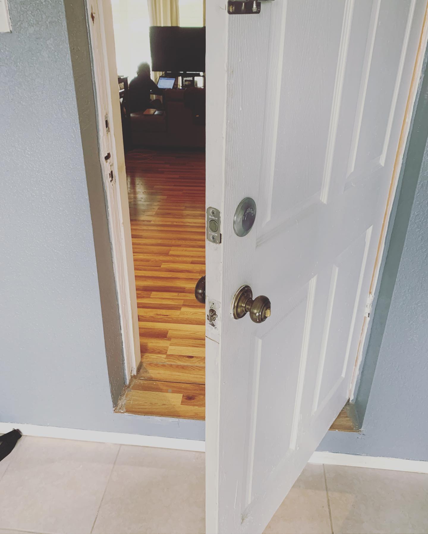 Next Door Locksmith Service Locksmith Fort Lauderdale nextdoorlocksmithservices.com 9